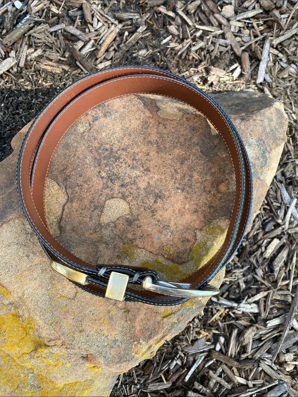 Johnston & Murphy Leather Belt with Decorative Etched Metal Buckle, Keeper & Tip